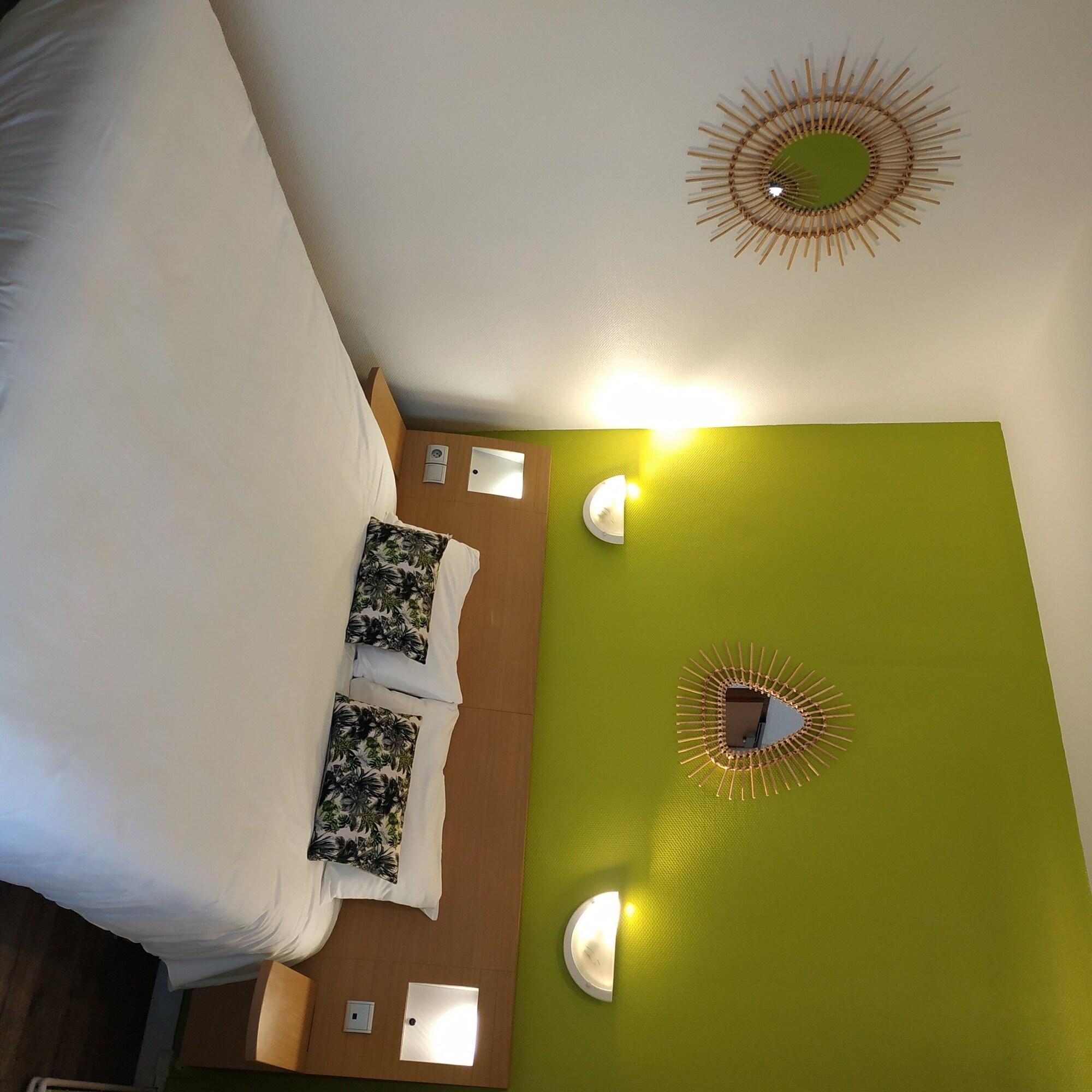 Brit Hotel Hermitage Royan Bagian luar foto