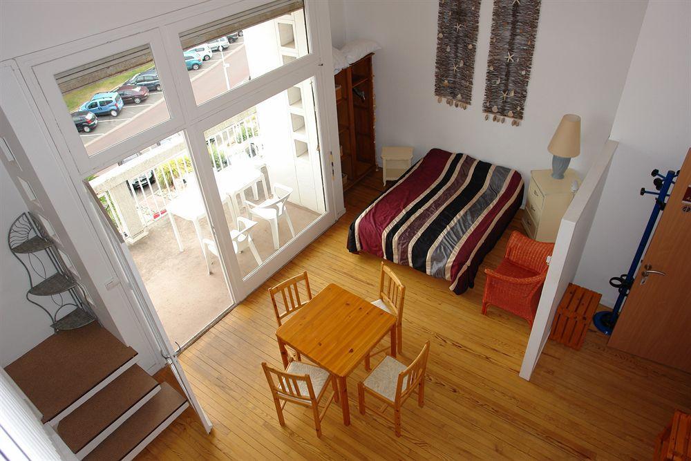 Brit Hotel Hermitage Royan Bagian luar foto
