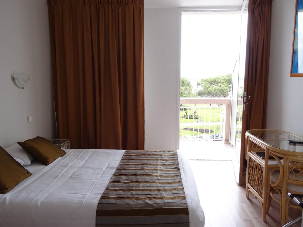 Brit Hotel Hermitage Royan Bagian luar foto