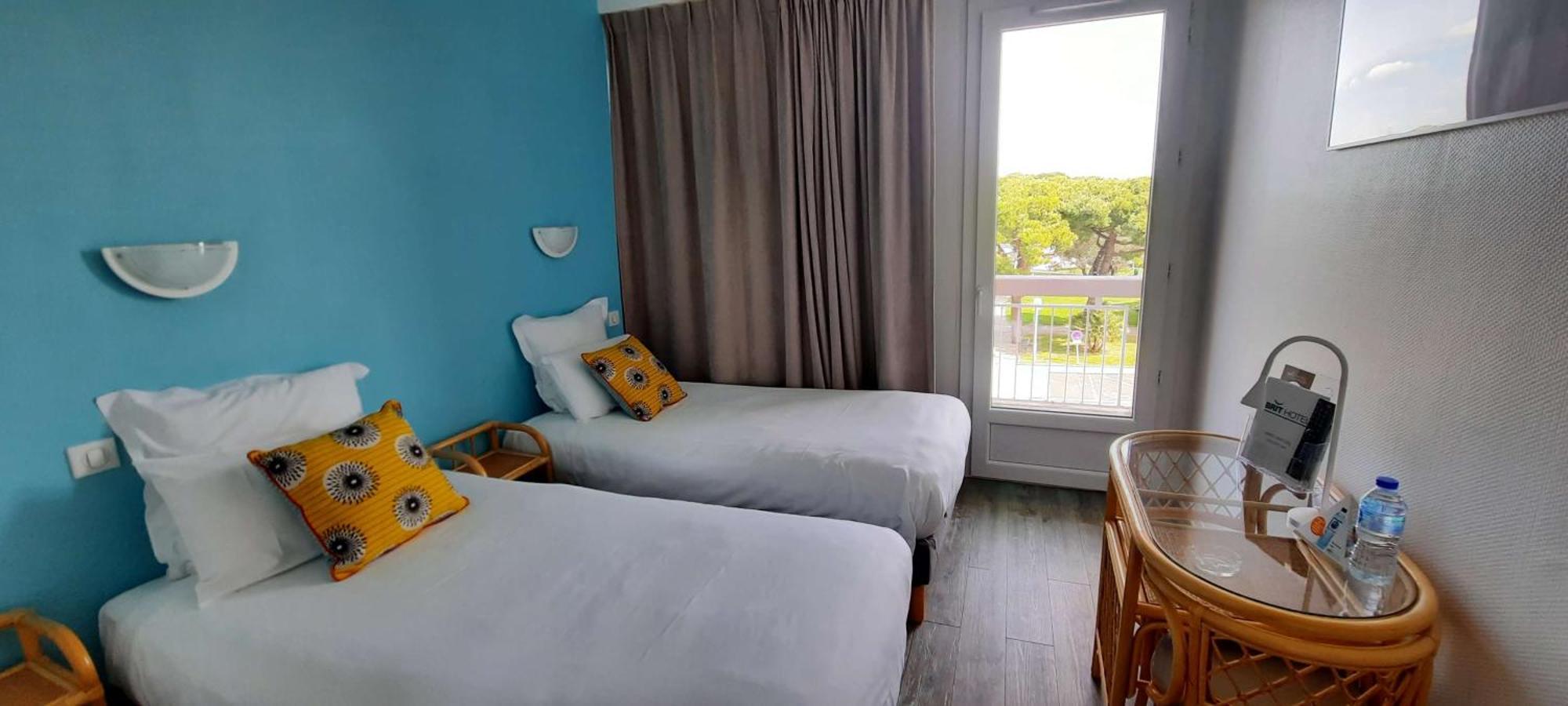 Brit Hotel Hermitage Royan Bagian luar foto