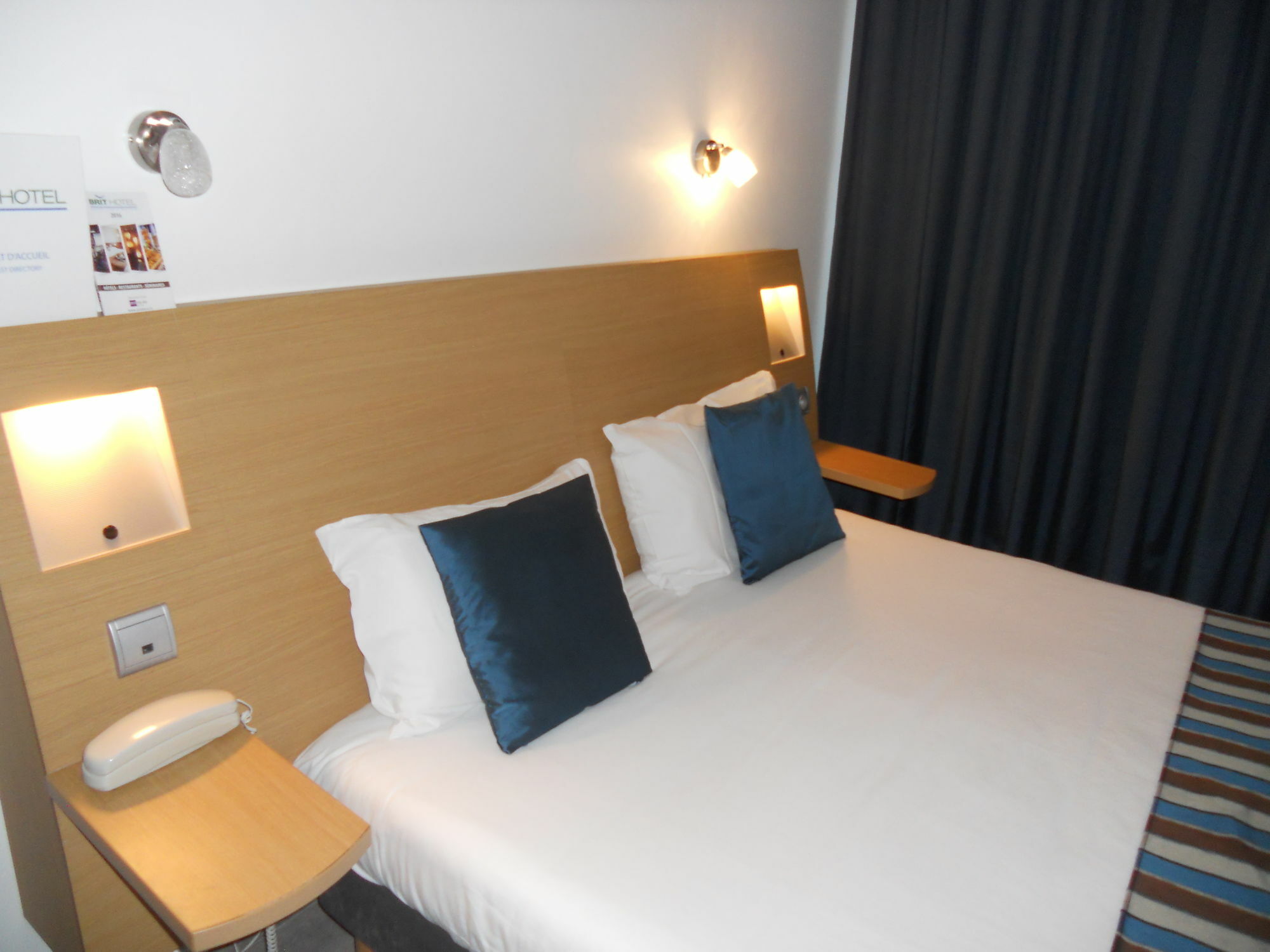 Brit Hotel Hermitage Royan Bagian luar foto