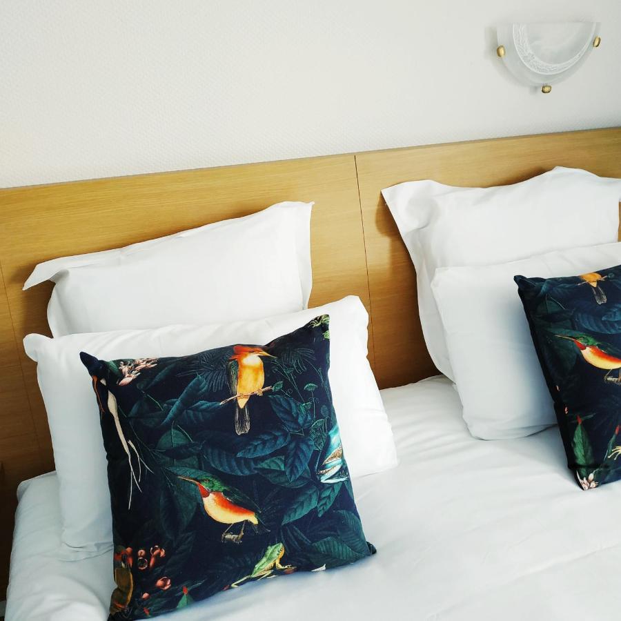 Brit Hotel Hermitage Royan Bagian luar foto